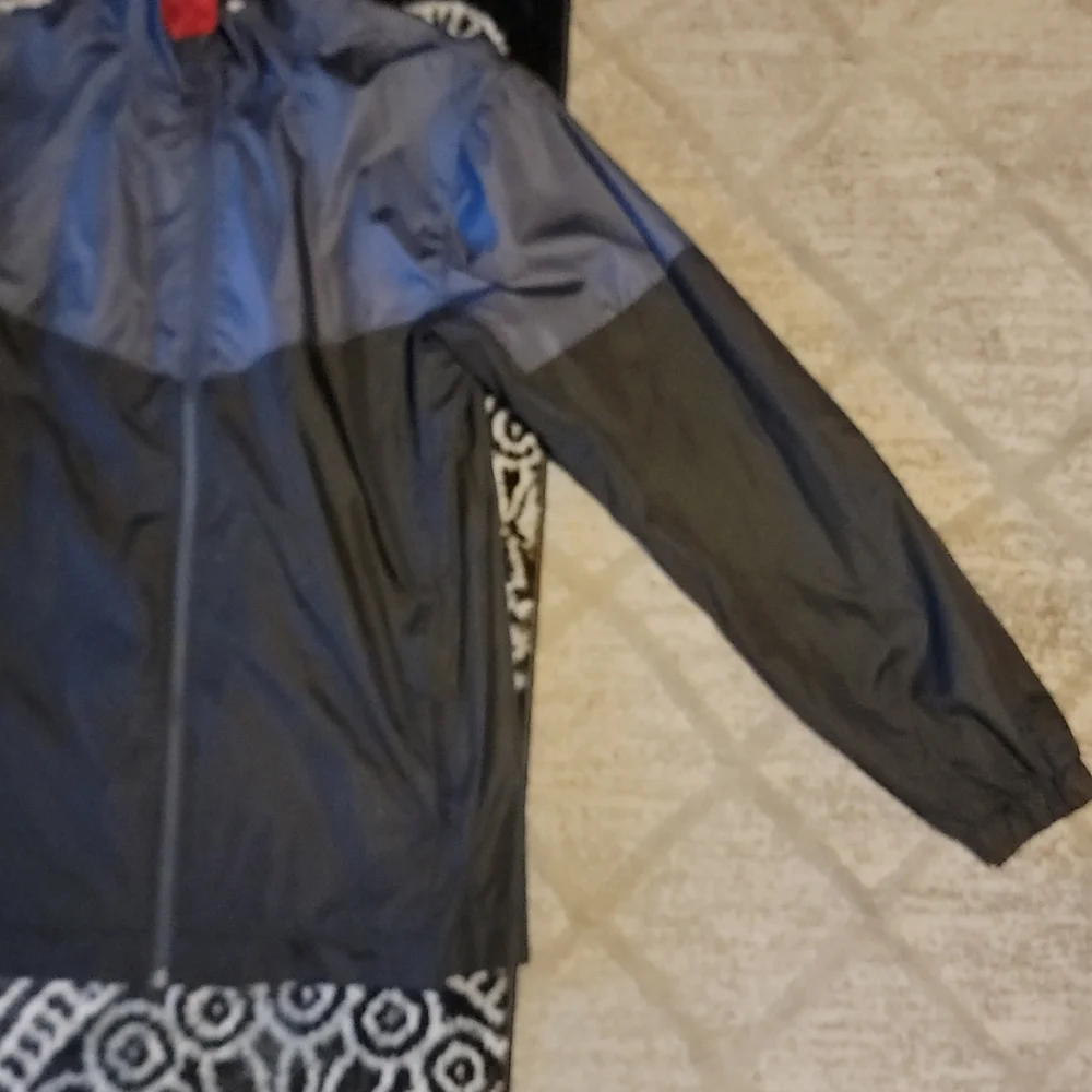 Jacket - Picture 2 of 6